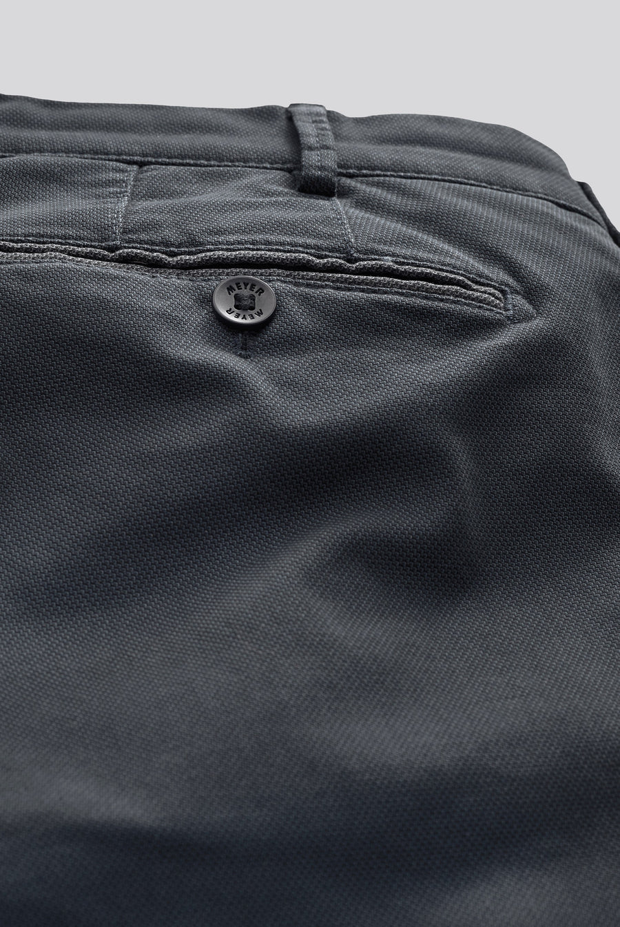 Bonn 2-5566 BI-COLOUR STRUCTURE