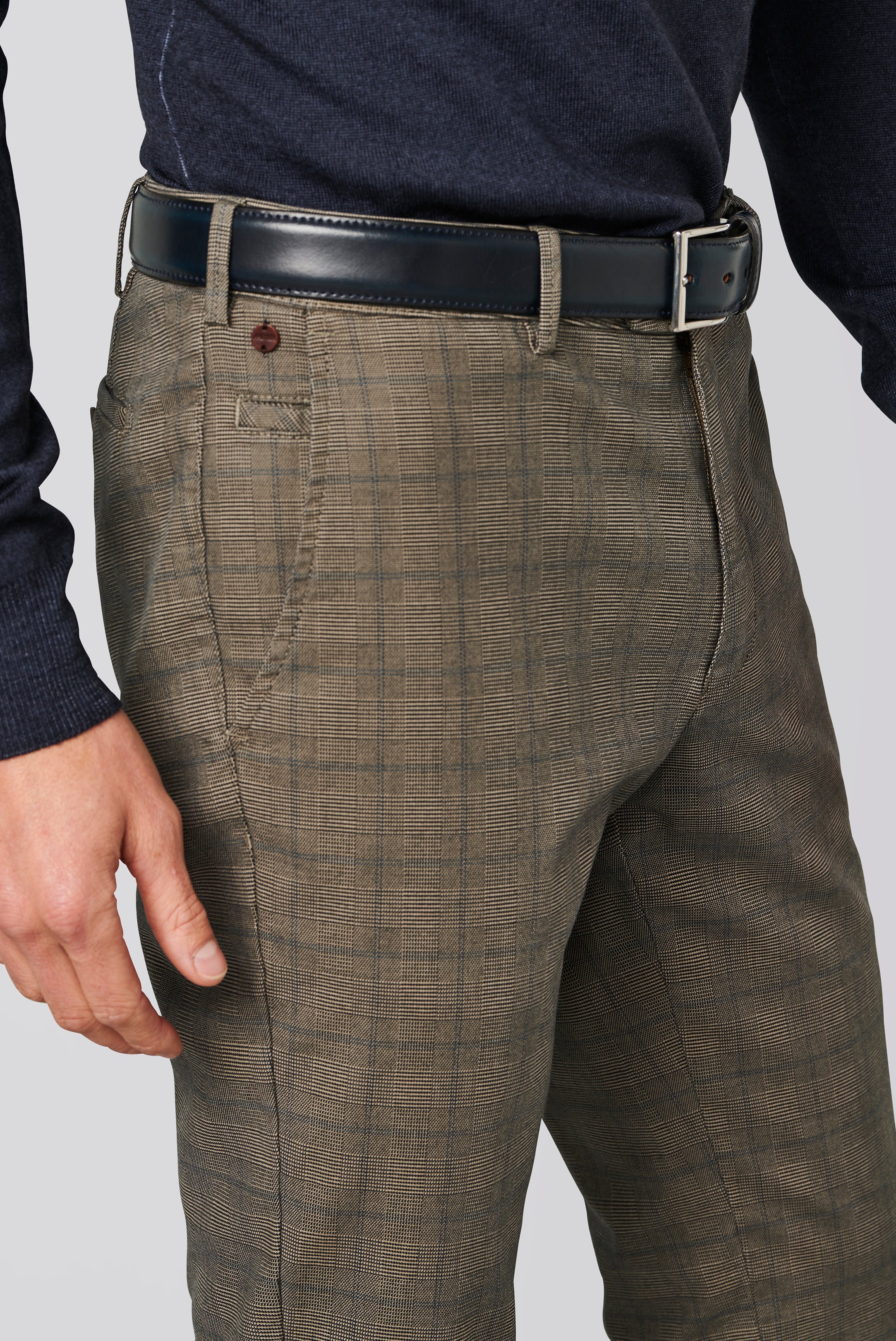 Tokyo 2-5590 PRINCE OF WALES