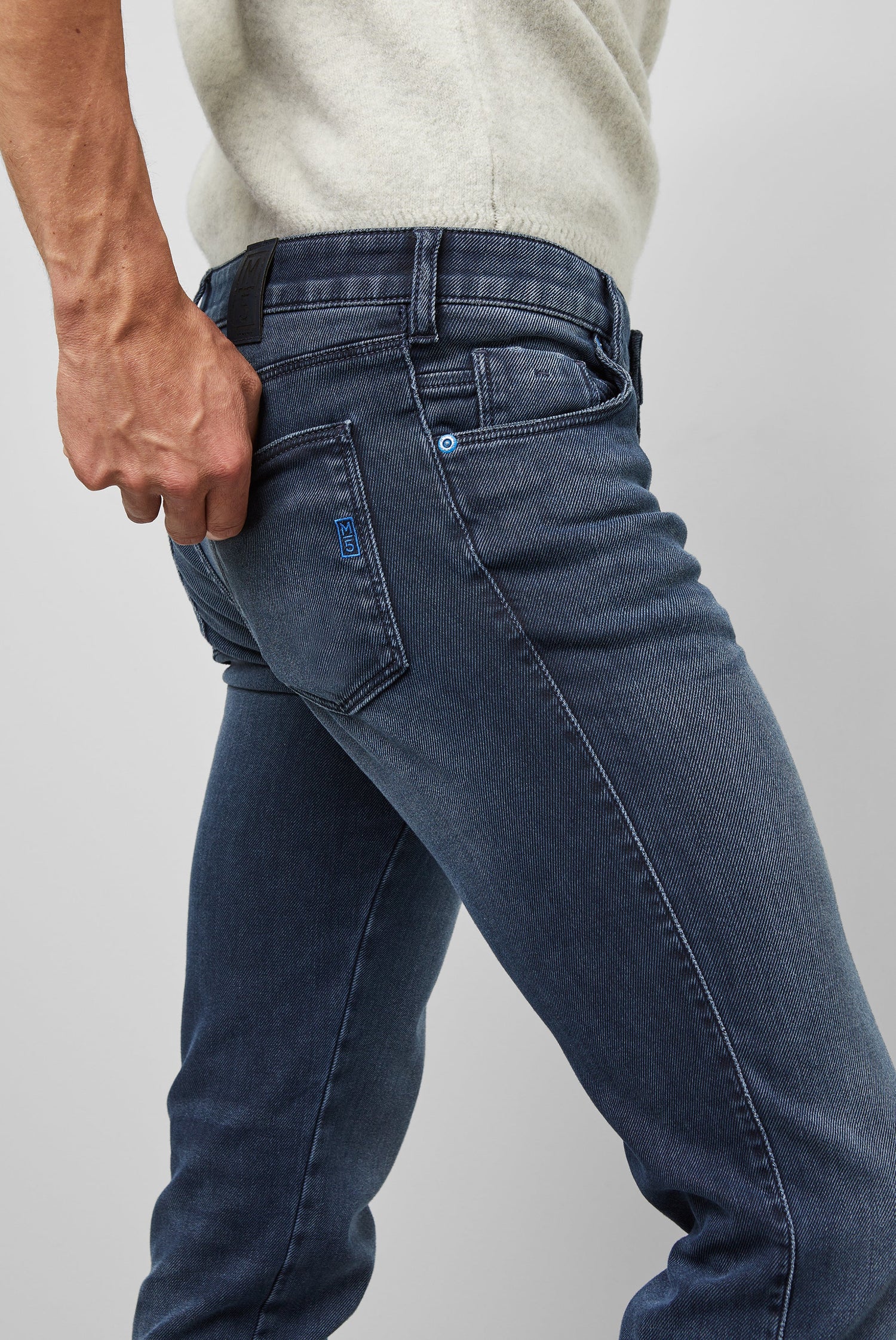 SLIM 2-6251 ECOVERO™ DENIM