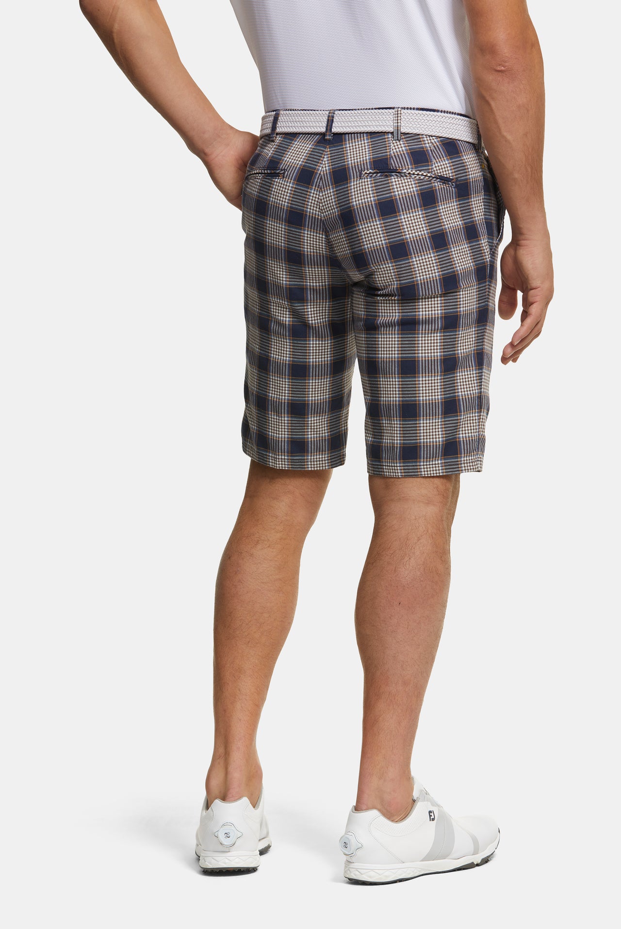 B-St. Andrews 1-8072 PRINCE OF WALES • GOLF SHORTS