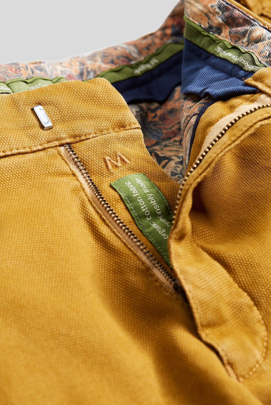 Dublin 2-5582 MICRO STRUCTURE ∙ SWING POCKET