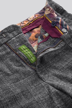 Bonn 2-8601 LUXURY PRINCE-OF-WALES