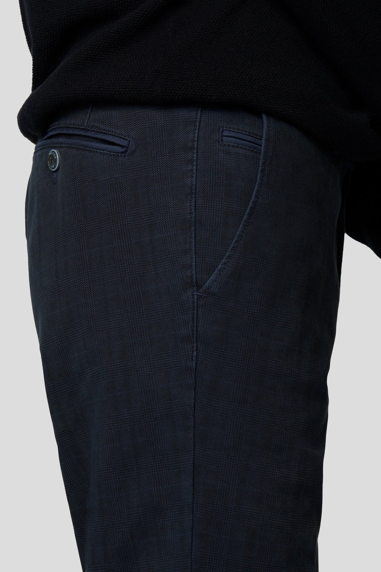 Bonn 2-5621 SUBTLE CHECK